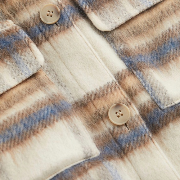 ‼️SOLD‼️H&M Shacket | Size XS - Picture 3 of 5